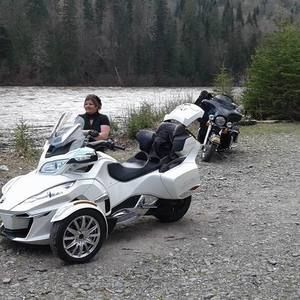 Meet your Posher, Léda